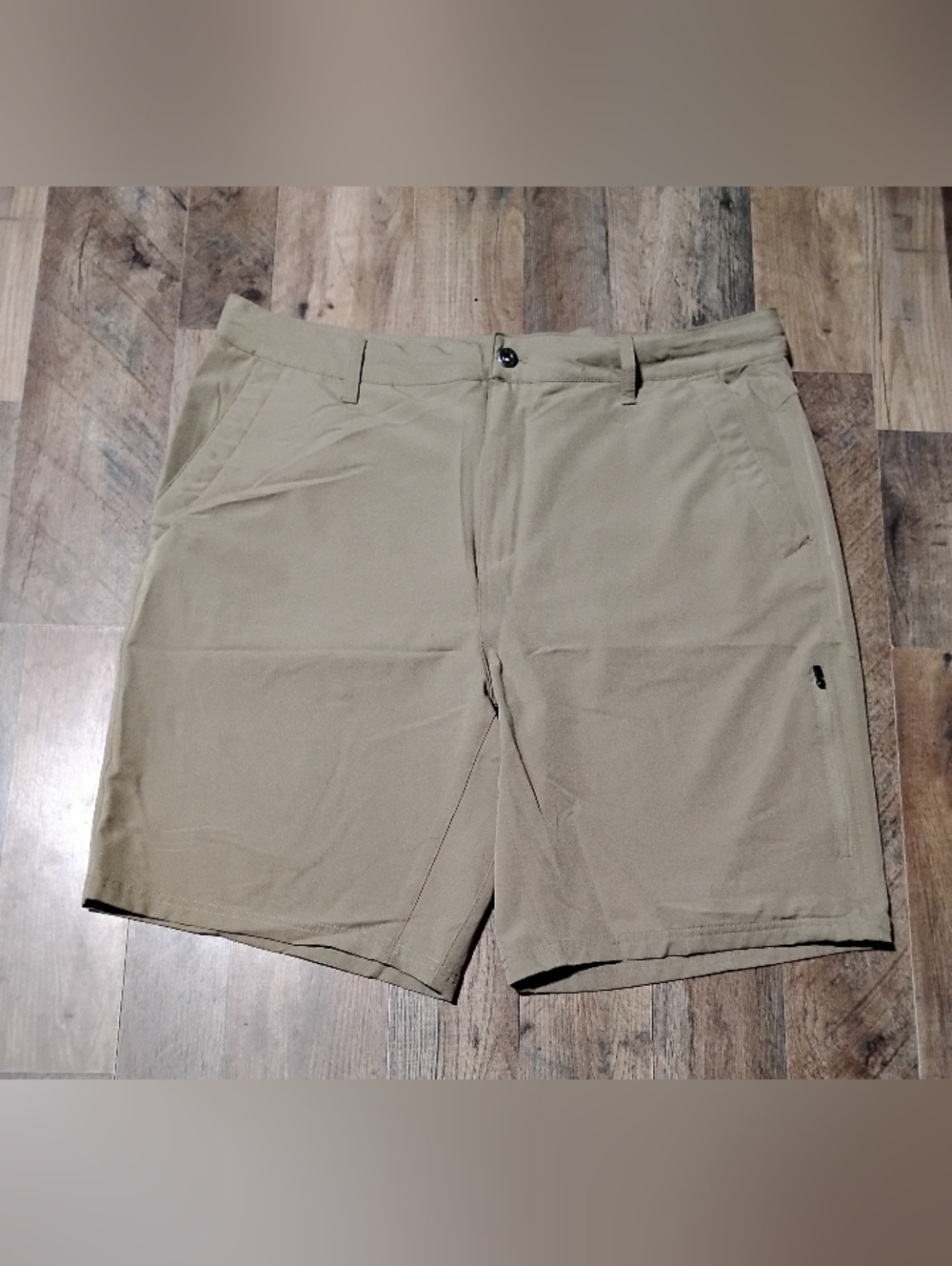 Gerry Weber Men's Hybrid Shorts in Khaki Men's Size: 38